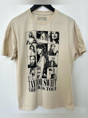 Taylor Swift The Eras Tour Official Beige Graphic Tee | Unisex Small 21x27